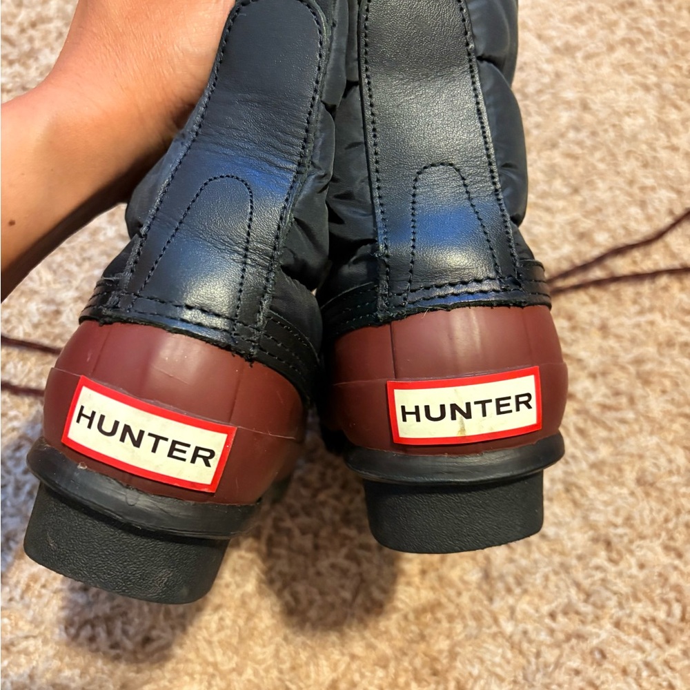 Hunter Two-Tone Black and Brown Boots
